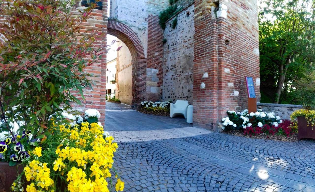 Hotel Residenza Al Castello à Castellaro  Extérieur photo